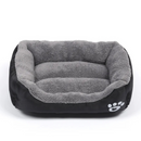 Cama Almofada Quadrada Flanelada com Tecido Oxford Resistente