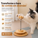 Brinquedo Interativo para Gatos CatSpring Torre de Enriquecimento com Mola, Dispenser de Petiscos e Base Giratória em Madeira